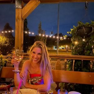 Meet your Posher, Leandra